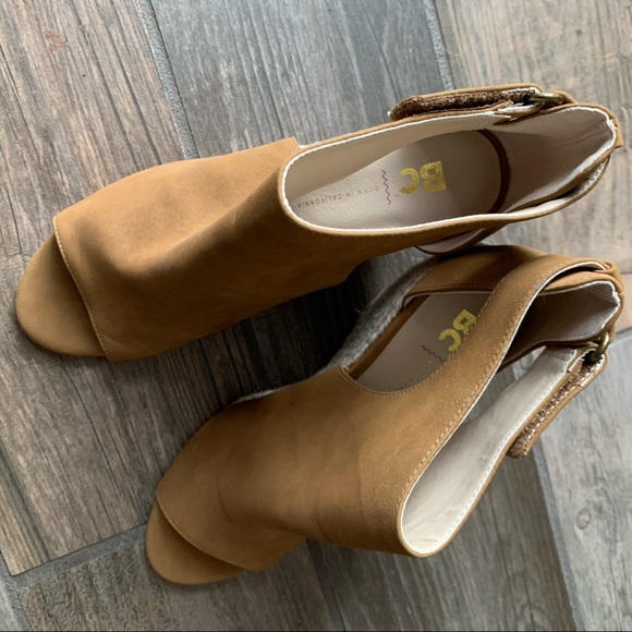 Born in California Wedges Sz 7 1/2 - Picture 5 of 6